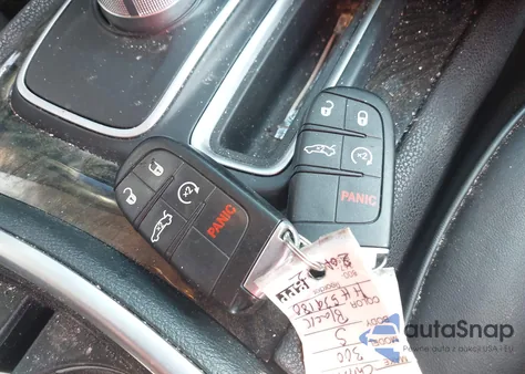 2017 Chrysler 300C Awd z USA, uszkodzony, nr VIN 2C3CCAKG3HH539180